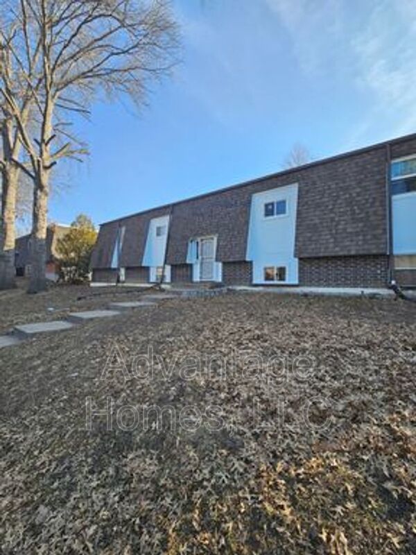 Renovated 2 bedroom property image