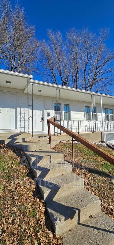 Newly Renovated/¡Recién Renovado! property image