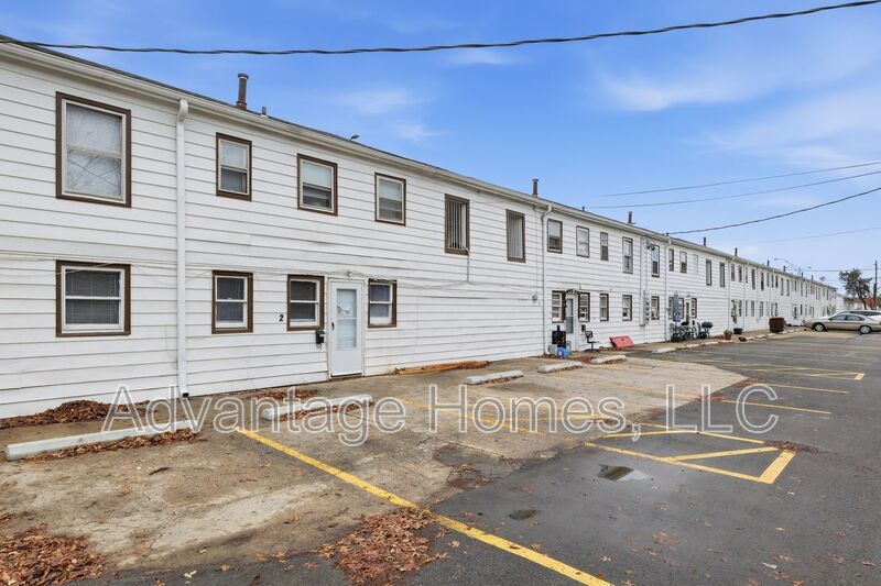 Updated 2 bedroom apartment! property image