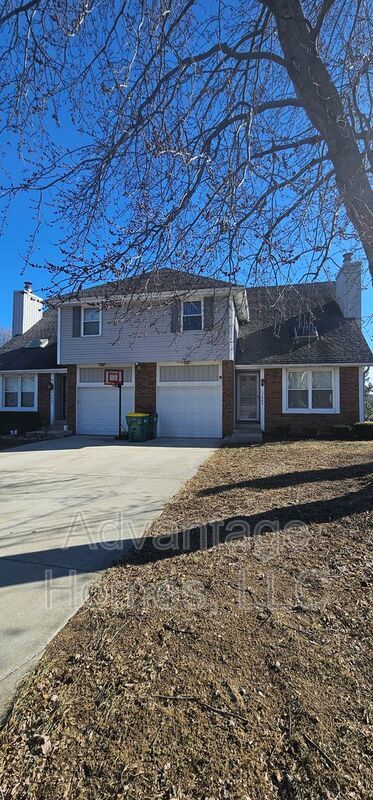 Perfect Overland Park location but blocks from JCCC! property image