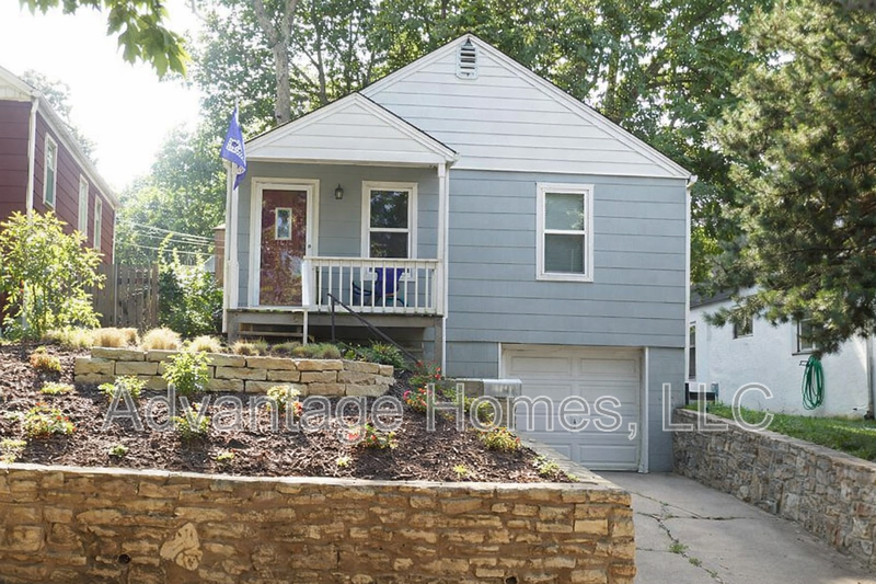 Quaint Westport living property image