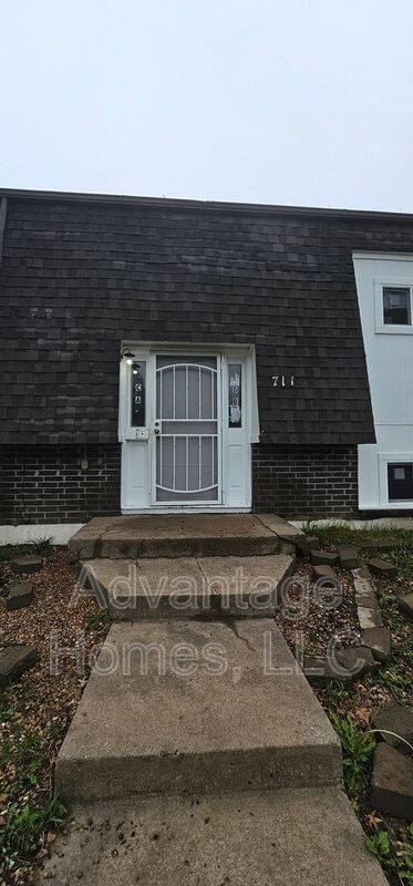 711 N 70th St Unit B property image