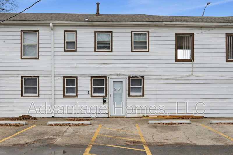 Updated 2 bedroom apartment! property image